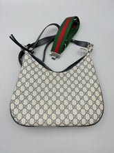 Load image into Gallery viewer, Gucci Medium Attache Shoulder bag / crossbody