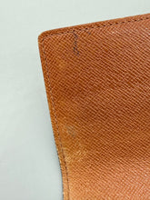 Load image into Gallery viewer, Louis Vuitton Sarah wallet monogram