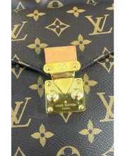Load image into Gallery viewer, Louis Vuitton Metis Hobo with strap
