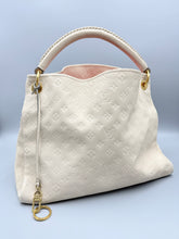 Load image into Gallery viewer, Louis Vuitton Artsy MM empreinte monogram