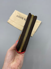 Load image into Gallery viewer, Louis Vuitton Illustre Zippy ebene wallet cruise edition