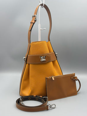 Louis Vuitton Sac Twist marigold epi with pouch and strap