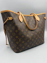 Load image into Gallery viewer, Louis Vuitton Neverfull MM monogram