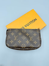Load image into Gallery viewer, Louis Vuitton Mini Pochette Accessories without chain