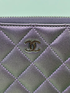 Chanel Irredescent zippy wallet purple