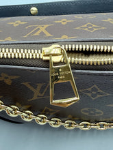 Load image into Gallery viewer, Louis Vuitton Boulogne Monogram/black with chain and crossbody strap