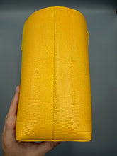 Load image into Gallery viewer, Burberry Calfskin Lizard Embossed Medium London Tote Marigold