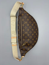 Load image into Gallery viewer, Louis Vuitton High rise bumbag with strap