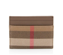 Load image into Gallery viewer, Burberry Nova check card holder
