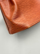 Load image into Gallery viewer, Louis Vuitton Epi Leather Sac d'Epaule PM