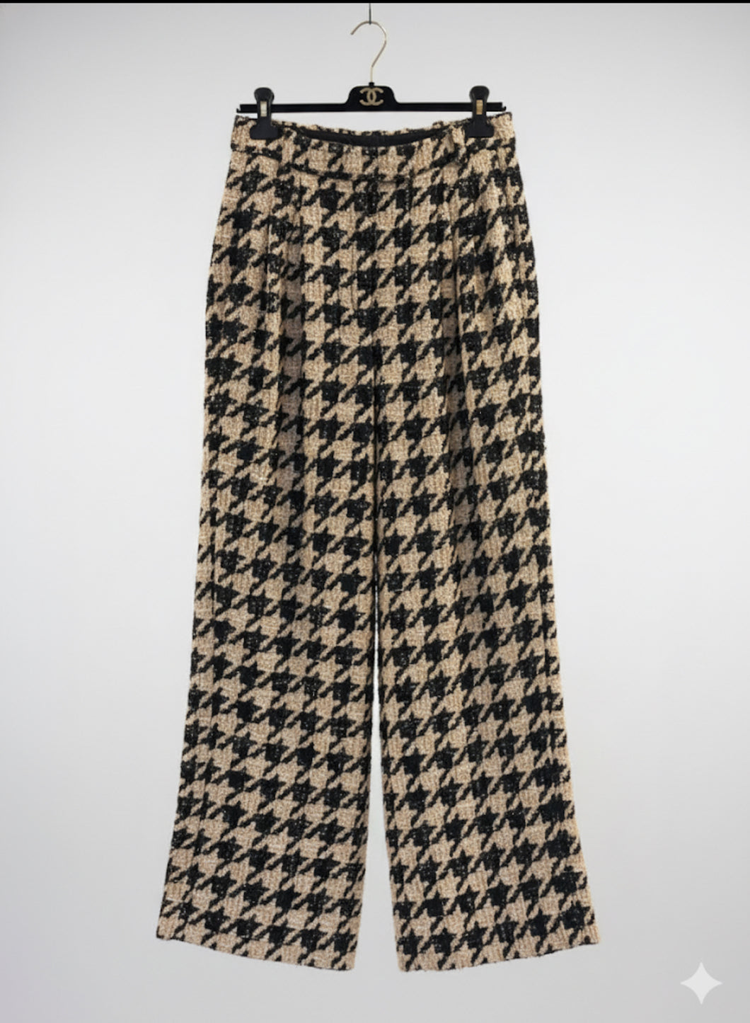 Chanel Tweed wide leg pleated pants - size 38