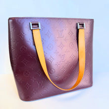 Load image into Gallery viewer, Louis Vuitton Amarante Vernis Stockton shoulder bag