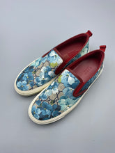 Load image into Gallery viewer, Gucco Blooms Slip On Sneakers - size 37.5