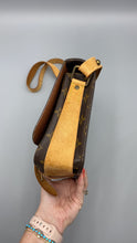 Load image into Gallery viewer, Louis Vuitton Cartouchiere MM monogram crossbody