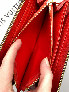 Louis Vuitton Zippy wallet monogram with poppy red