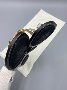 Gucci Marmont thong metallic laminate sandals - size 36