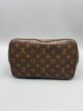Load image into Gallery viewer, Louis Vuitton NeoNoe monogram with red with strap