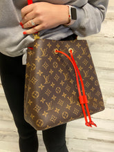 Load image into Gallery viewer, Louis Vuitton NeoNoe monogram with red with strap