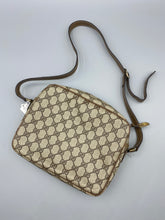 Load image into Gallery viewer, Gucci Vintage GG plus shoulder bag