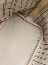 Load image into Gallery viewer, Louis Vuitton Neverfull PM monogram